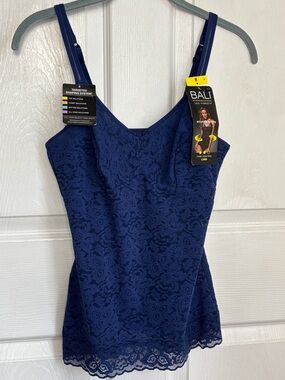 NEW NWT Bali Navy Floral Lace N Smooth Shaping Firm Control Cami Size Medium
